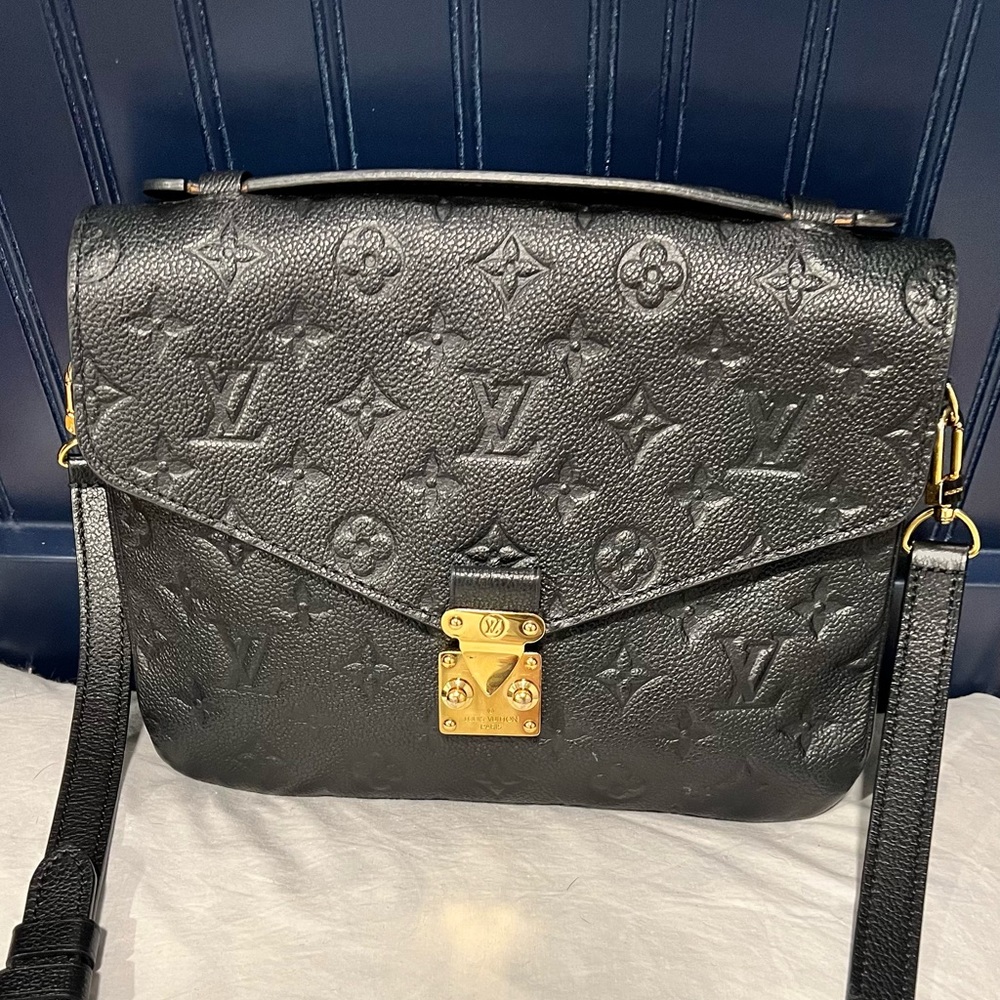 Louis Vuitton Pochette Métis Empriente